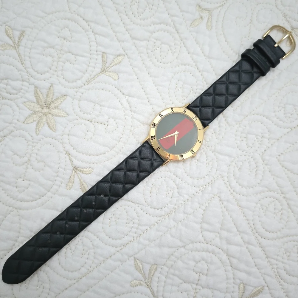 Vintage Gucci Sherry Line Men's Watch 3000M Quartz 33mm Classic Quilted Strap